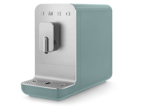 Автоматическая кофемашина Smeg BCC13EGMEU