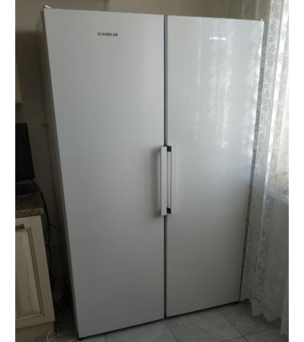 Холодильник Scandilux SBS711Y02W
