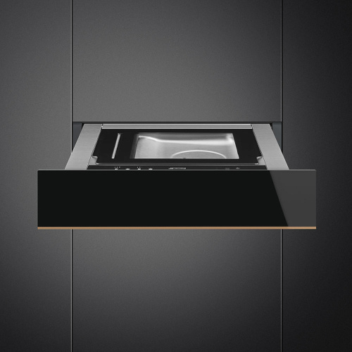 ВакууматорSmeg CPV615NR