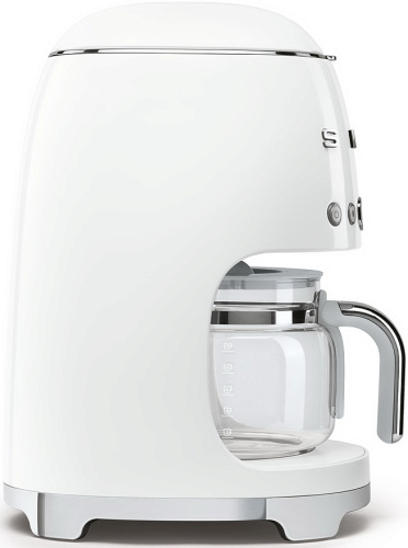 Капельная кофеварка Smeg DCF02WHEU