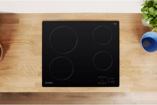 Электрическая варочная поверхность Indesit IRT 260