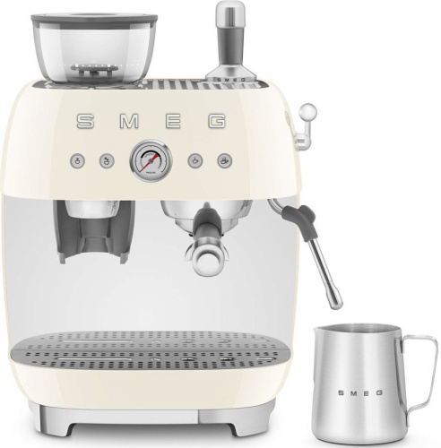 Кофемашина-эспрессо Smeg EGF03CREU