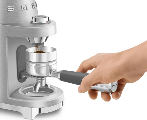 Кофемолка Smeg CGF02SSEU