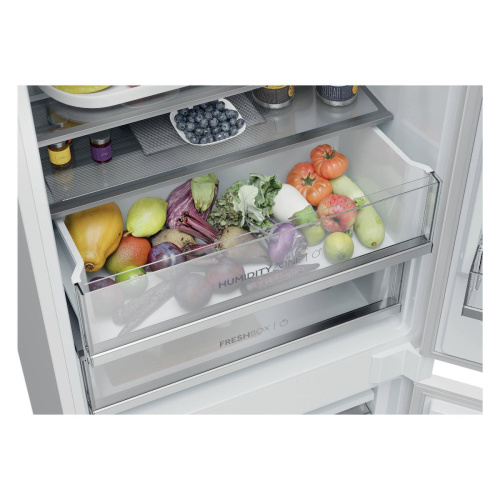 Встраиваемый холодильник Haier HBCN7190U1