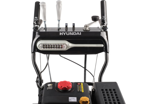 Снегоуборщик бензин. Hyundai S 1176