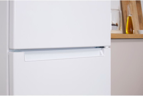 Холодильник INDESIT DS 4160 W