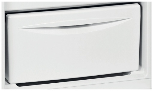 Морозильная камера Indesit SFR 100