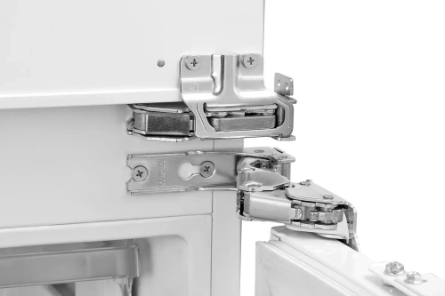 Холодильник встраиваемый Midea MDRE416FGE01M