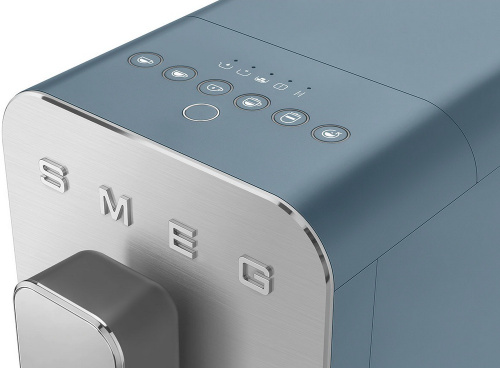 Автоматическая кофемашина Smeg BCC13SBMEU