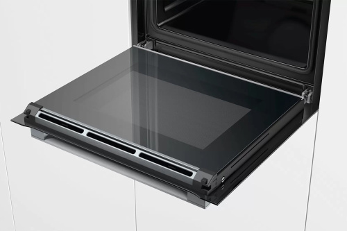 Духовой шкаф Bosch HBG675BB1
