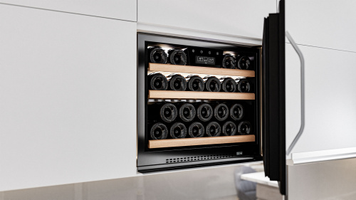 Винный шкаф встраиваемый Meyvel MV22-KSB1