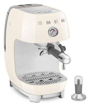 Кофемашина-эспрессо Smeg ECF03CREU