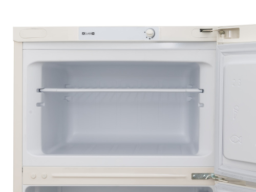 Холодильник Indesit TIA 16 E