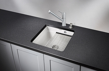 Комплект Кухонная мойка Granula 4501u + Смеситель Granula 0010, арктик