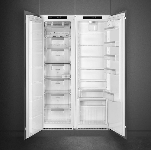 Холодильник Smeg S8L1743E**