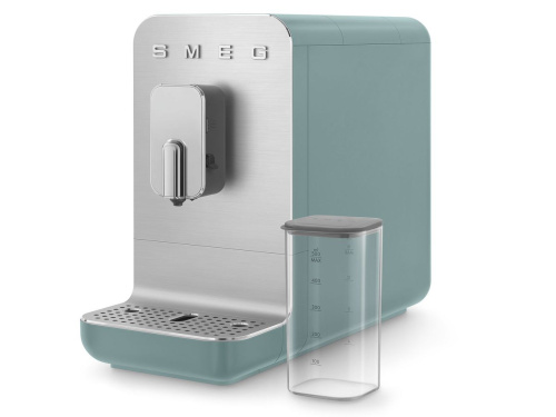 Автоматическая кофемашина Smeg BCC13EGMEU
