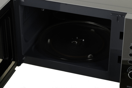 Микроволновая печь Hyundai HYM-D3002 серебристый