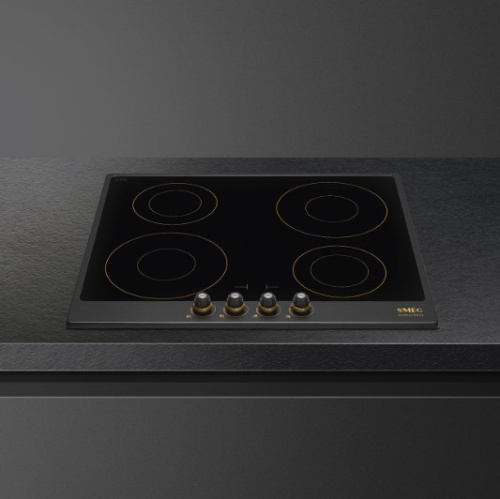 Индукционная варочная панель Smeg SI764AOM