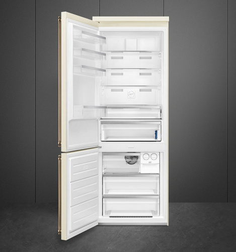 Холодильник Smeg FA8005LPO5