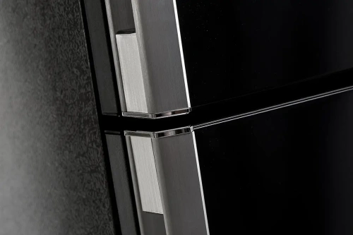 Холодильник Sharp SJXG55PMBK