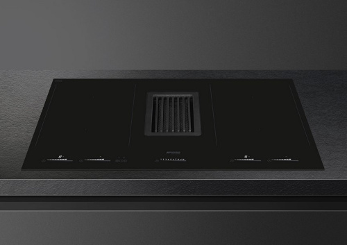 Индукционная варочная панель Smeg HOBD682D1