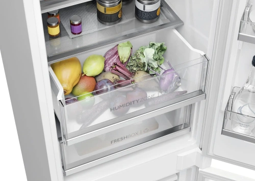 Встраиваемый холодильник Haier HBCN5177U1