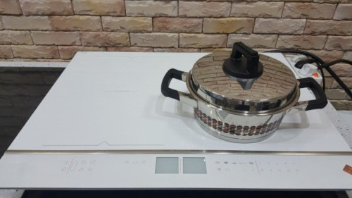 Индукционная варочная панель De Dietrich DPI7572W