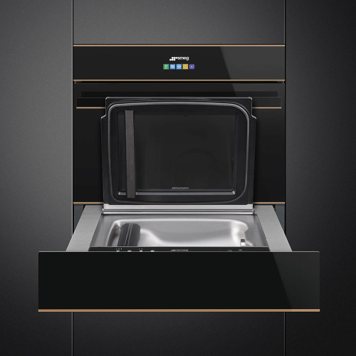 ВакууматорSmeg CPV615NR