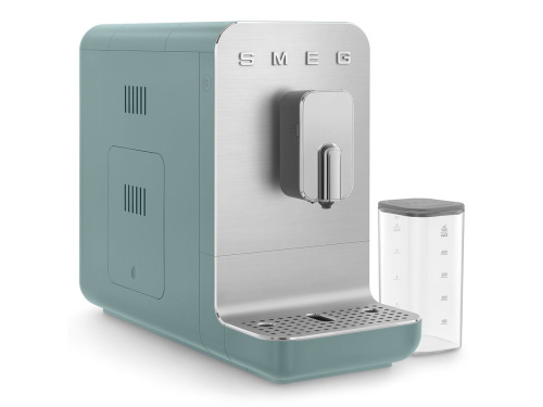 Автоматическая кофемашина Smeg BCC13EGMEU