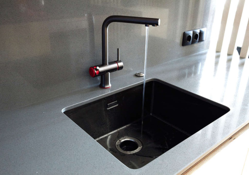 Смеситель Omoikiri Hotaru-GB латунь/графит