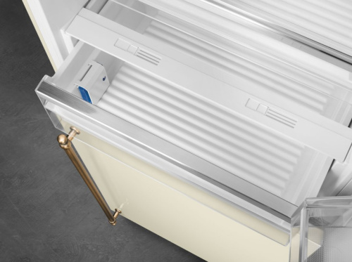 Холодильник Smeg FA8005RPO5