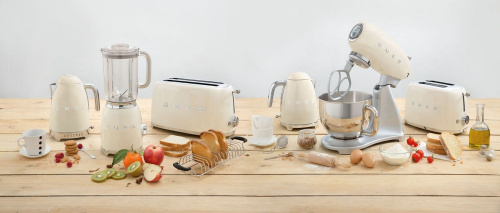 Тостер Smeg TSF01CREU