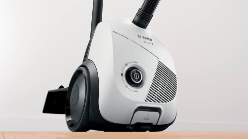 Пылесос Bosch BGLS2WH1H