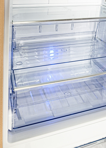 Холодильник Beko BlueLight RCNK356E20SB