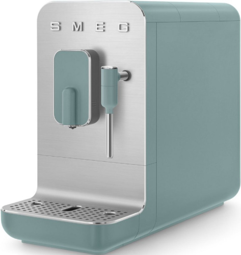 Автоматическая кофемашина Smeg BCC02EGMEU