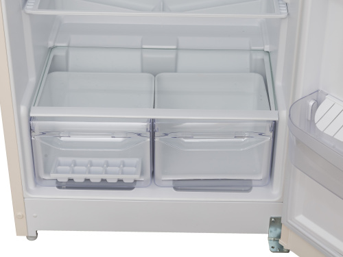 Холодильник Indesit TIA 16 E