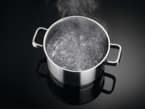 Индукционная варочная поверхность Electrolux IPE6440WI